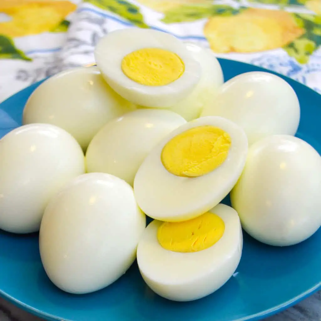 Perfectly Peeled Steamed Fresh Eggs