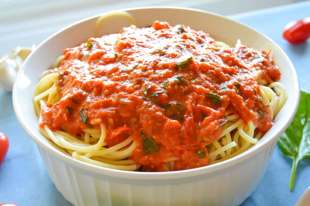Roasted Tomato Pasta Sauce on Spaghetti